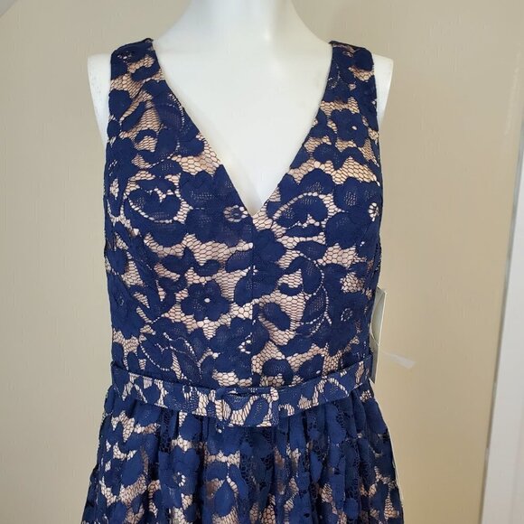 NWT Eliza J Navy Lace Illusion dress Fit & Flare Belted Cocktail sleeveless Sz 4 - Picture 3 of 16